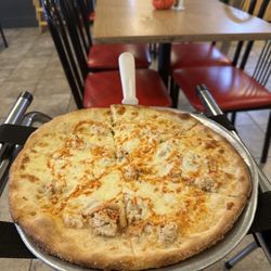 DiMaio's Family Ristorante & Pizzeria - Personal Buffalo Chicken Pizza