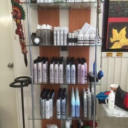 Axel Salon Peluqeria - Vende sus propios productos