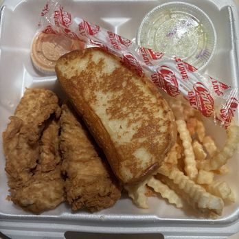 Raising Cane's Chicken Fingers - My box combo - Chicken Shop Near Me - Canton, Michigan