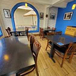 Yiassoo - Indoor seating