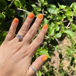 Happy Nails - Gel nails with design