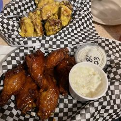 Pasquale's Restaurant - Wings