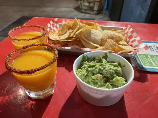 Ghett Yo Taco’s + Wing’s by null