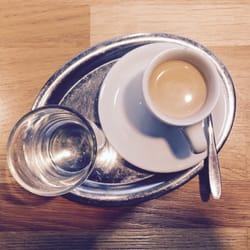 Caffè Spettacolo - Ich mag am liebsten die dunkle Röstung.