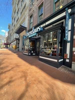 Bindaas Bowls & Rolls by null