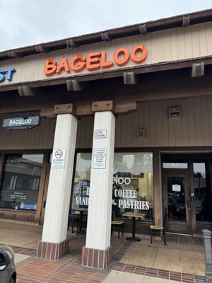 BAGELOO Bagel & Coffee Shop by null