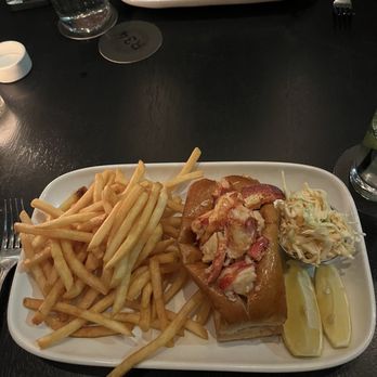 Row 34 - Seaport - Warm Buttered Lobster Roll - New American Near Me - Boston, Massachusetts