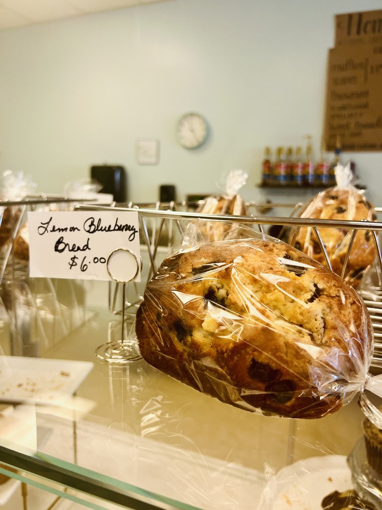 Hometown Bakery Logo
