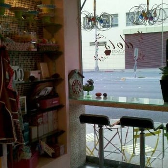 Dots Cupcakes - More interior - Cupcakes Near Me - Pasadena, California Dots Cupcakes - More interior - Cupcakes Near Me - Pasadena, California