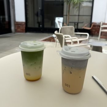 Kafe Coffee - Saffron matcha, black top - Coffee & Tea Near Me - Los Angeles, California