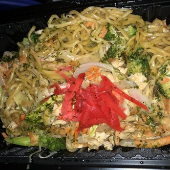 Moshi Moshi - Vegetable Yaki Soba - Sushi Bars Near Me - Miami, Florida