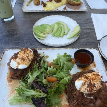 Madres Brunch - Breakfast & Brunch Near Me - Long Beach, California