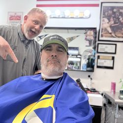 The Cutting Edge - I have been coming here for over 10 years and have not once disappointed! Well done to the whole team! On another note, GO HAWKS!!!