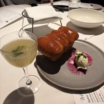 Waterbar - Housemade Milk bread - Seafood Near Me - San Francisco, California Waterbar - Housemade Milk bread - Seafood Near Me - San Francisco, California