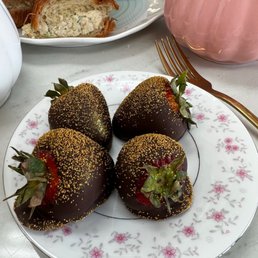 Chocolate Covered Strawberries Chocolate Covered Strawberries