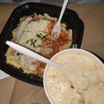 DiParma Italian Table - GF Chicken Parmesan Cape Cod Clam Chowder - Italian Near Me - West Yarmouth, Massachusetts