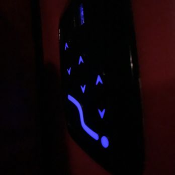 Landmark Theatres - Buttons for reclining seats (Aug 2023) - Cinema Near Me - Pasadena, California Landmark Theatres - Buttons for reclining seats (Aug 2023) - Cinema Near Me - Pasadena, California