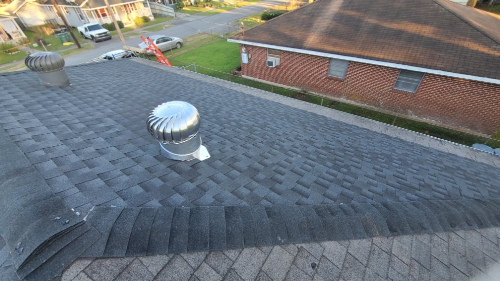 Slide of R.Leons Construction