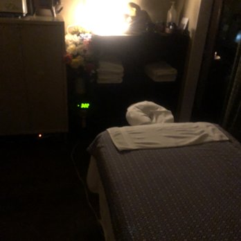 Thai Massage at B Room - Massage table - Massage Near Me - Long Beach, California Thai Massage at B Room - Massage table - Massage Near Me - Long Beach, California