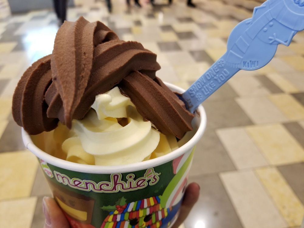 MENCHIE’S FROZEN YOGURT CLOSED Updated May 2024 21 Photos & 17