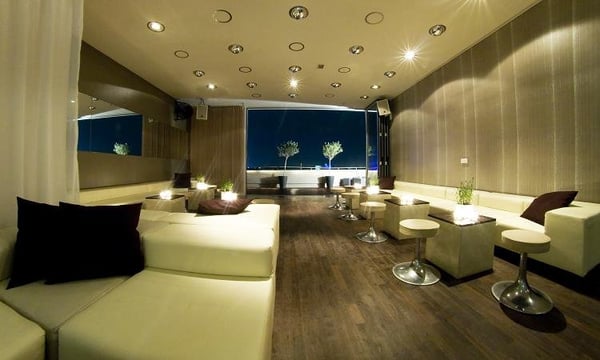 Photo of 40seconds - Berlin, BE, DE. Pearl Lounge