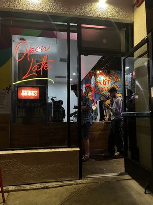 Dave's Hot Chicken by null