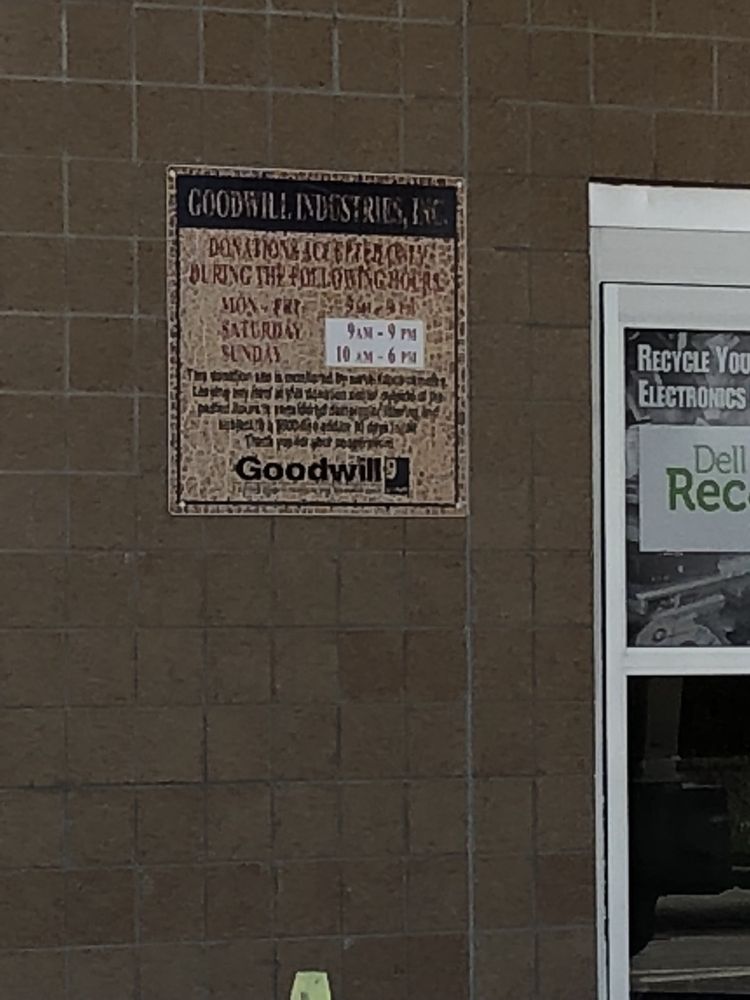 GOODWILL RETAIL STORE & DONATION CENTER Updated October 2024 3175