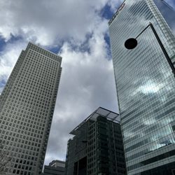Canary Wharf - Skyscrapers reflecting the weather