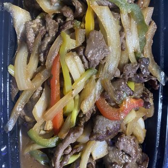 Mr Gao Restaurant - Beef stir fried with onion - Chinese Near Me - Mississauga, Ontario Mr Gao Restaurant - Beef stir fried with onion - Chinese Near Me - Mississauga, Ontario