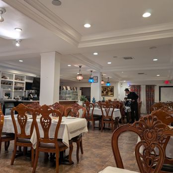Dolan's - Inside - Asian Fusion Near Me - Alhambra, California