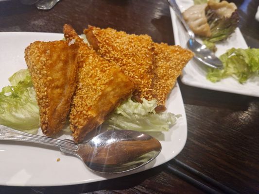 Four Seasons (Queensway) by null