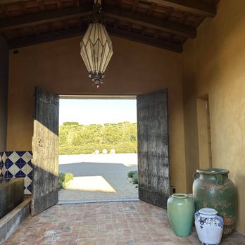 Klein Electric - Outdoor lighting installations. If you need an electrician, call us. We do top notch electrical work in Santa Barbara! - Electricians Near Me Klein Electric - Outdoor lighting installations. If you need an electrician, call us. We do top notch electrical work in Santa Barbara! - Electricians Near Me