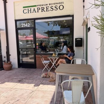 Chapresso - Outdoor seating - Bubble Tea Near Me - San Marino, California Chapresso - Outdoor seating - Bubble Tea Near Me - San Marino, California