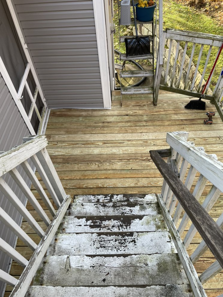 Slide of Mikes Discount Handyman