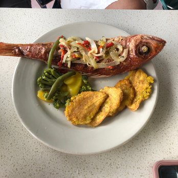 Annie's Place - Fried Red snapper - Puerto Rican Near Me - Combate, Puerto Rico