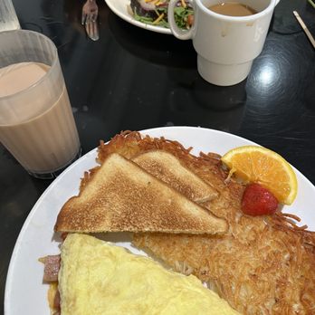 Sweet E's Cafe - Cafes Near Me - Honolulu, Hawaii Sweet E's Cafe - Cafes Near Me - Honolulu, Hawaii