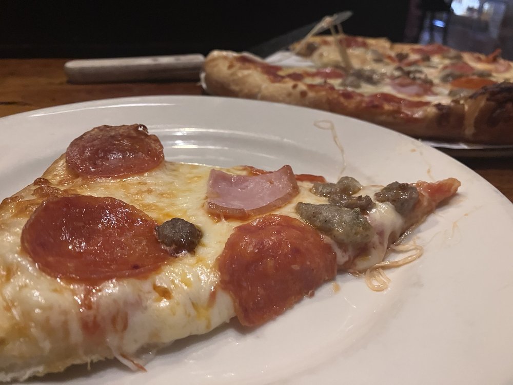 PIZZA GROCERY Updated July 2024 76 Photos & 89 Reviews 800 Cruise