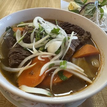 Mai's Kitchen - Beef Stew with Noodles - Vietnamese Near Me - Union City, California