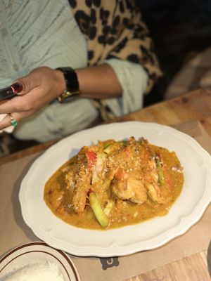 Glin Thai Bistro by null