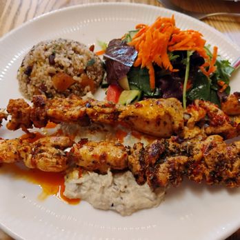Divan - Close up of chicken kebab plate - Turkish Near Me - Berkeley, California Divan - Close up of chicken kebab plate - Turkish Near Me - Berkeley, California
