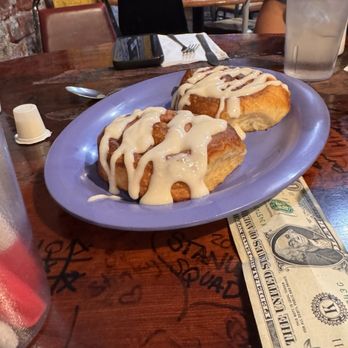Squeeze In - "mini" cinnamon buns - Breakfast & Brunch Near Me - Truckee, California Squeeze In - "mini" cinnamon buns - Breakfast & Brunch Near Me - Truckee, California