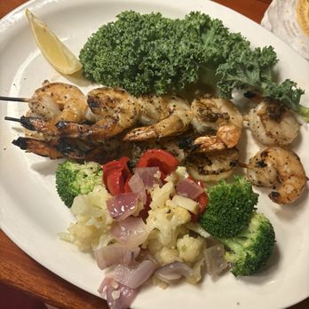 Cattlemens Steakhouse - Grilled shrimps and mix veggies - Steakhouses Near Me - Elk Grove, California Cattlemens Steakhouse - Grilled shrimps and mix veggies - Steakhouses Near Me - Elk Grove, California