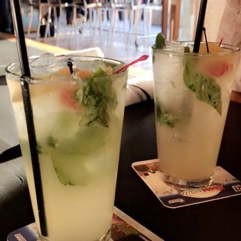 The Lab Gastropub - two drinks on a table - Gastropubs Near Me - Los Angeles, California