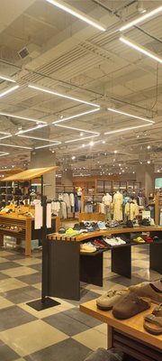 Bloomie's by Bloomingdale's by null