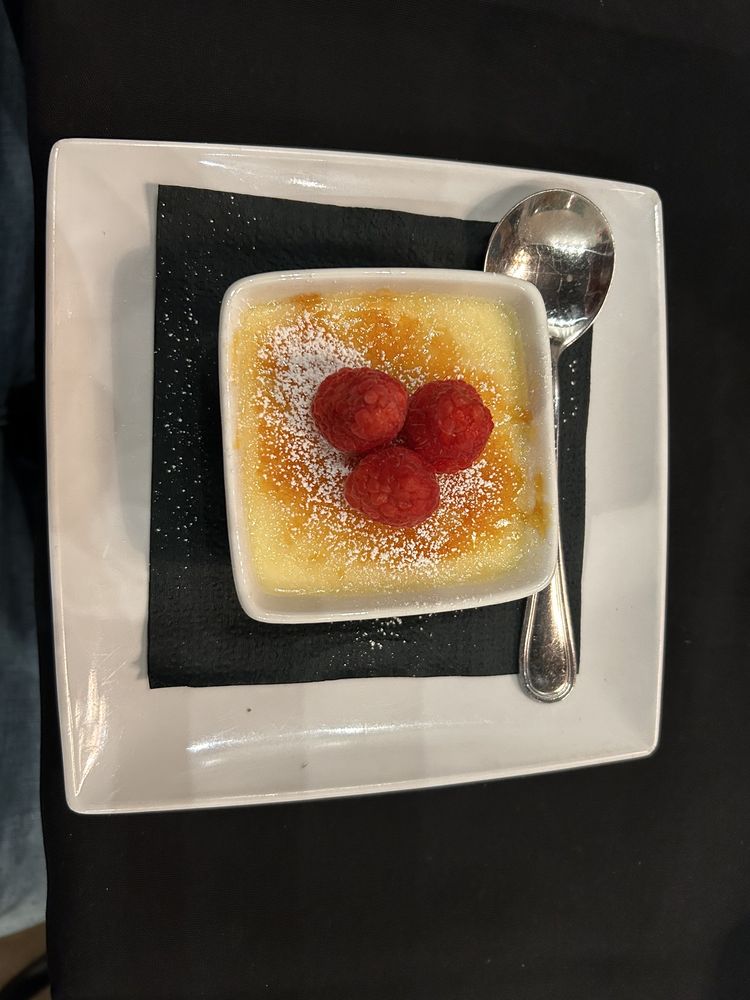 CORK & KEG Updated October 2024 74 Photos & 93 Reviews 106 N