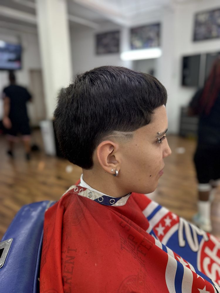 Heads Up Barbershop Logo