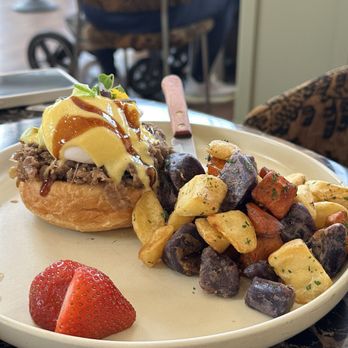 Whisper - Gogi Morning Benedict - Breakfast & Brunch Near Me - San Mateo, California Whisper - Gogi Morning Benedict - Breakfast & Brunch Near Me - San Mateo, California