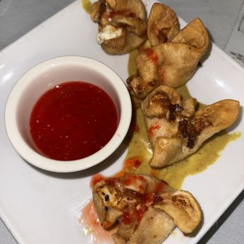 Golden Saigon - Complimentary appetizer - Vietnamese Near Me - Aurora, Colorado Golden Saigon - Complimentary appetizer - Vietnamese Near Me - Aurora, Colorado