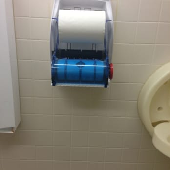 Giant - Women's bathroom - Grocery Near Me - Largo, Maryland