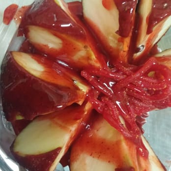 Coco Loco Snow Cones - sliced apples in a plastic container - Ice Cream & Frozen Yogurt Near Me - Houston, Texas Coco Loco Snow Cones - sliced apples in a plastic container - Ice Cream & Frozen Yogurt Near Me - Houston, Texas